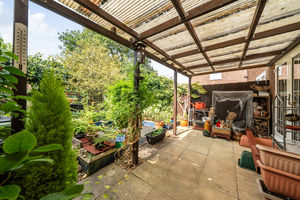 Rear garden- click for photo gallery